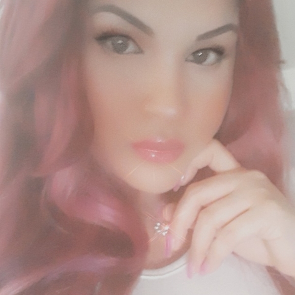 Meet your Posher, Krizia - Picture 1 of 1